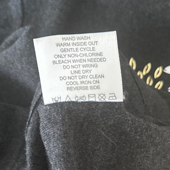 Tory Burch Long Sleeve Dark Grey T with awesome starburst embellishment - Size M - Picture 8 of 8